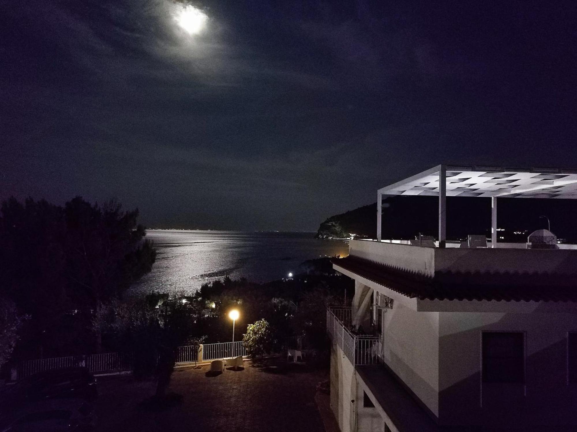 Ville Agnuli Case Vacanza Mattinata Bagian luar foto
